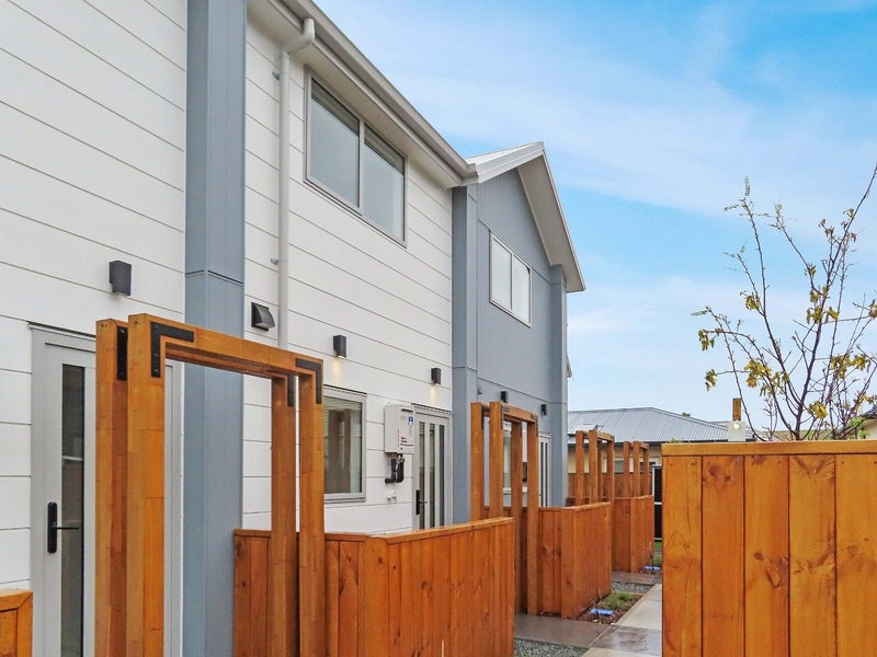 4/29 Waiwhetu Road, Waiwhetu, Lower Hutt - Carousel 1