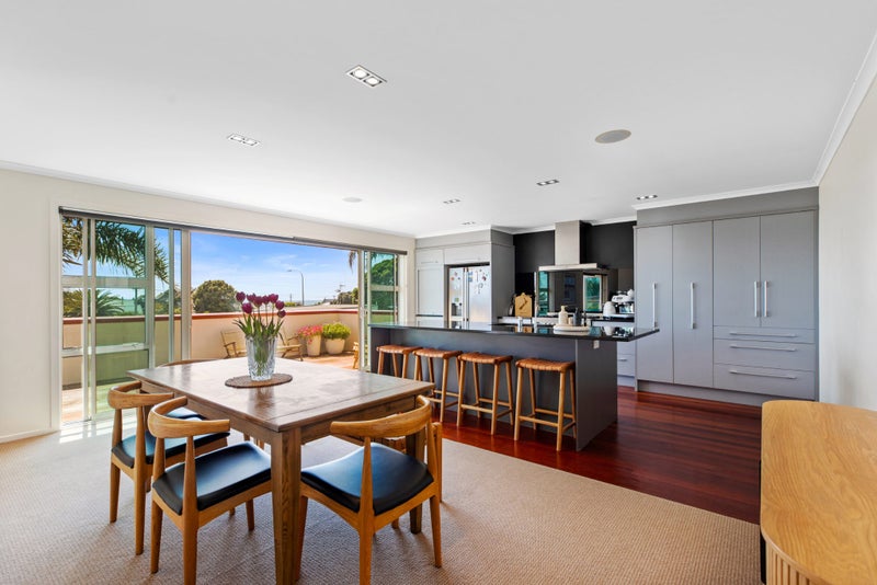 18 Pompano Key, Papamoa Beach, Papamoa - Carousel 2