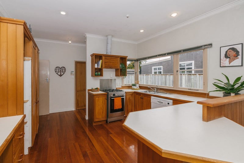 14 Trent Avenue, Hokowhitu, Palmerston North - Carousel 2