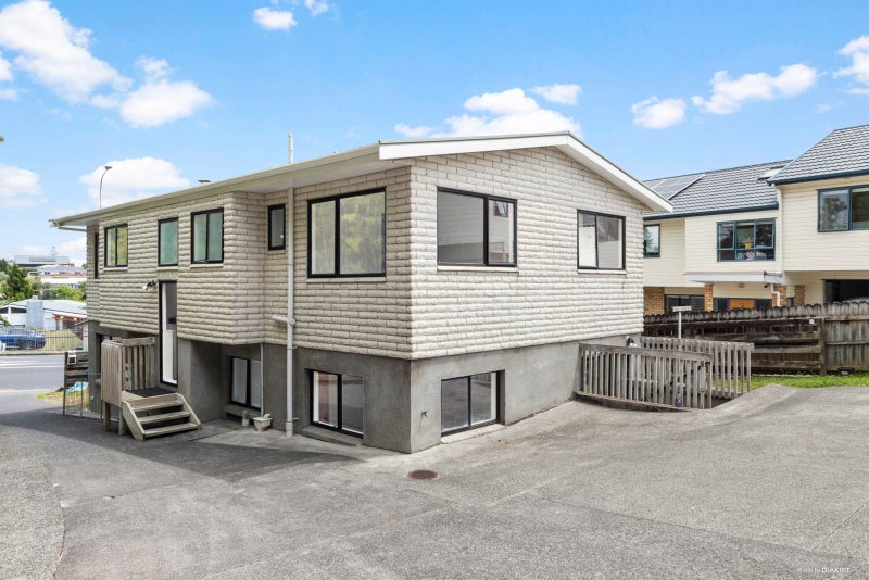 66 Tiverton Road, New Windsor, Auckland - Carousel 1