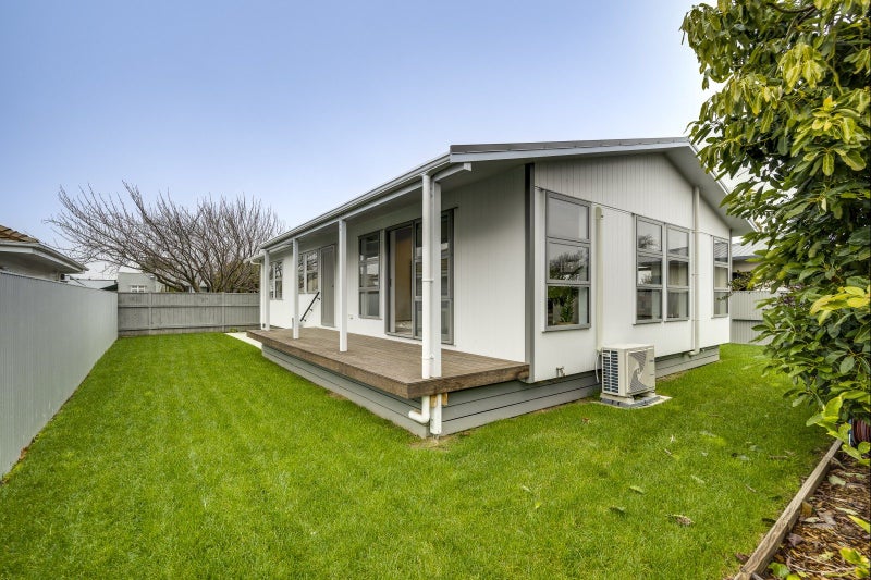 1012 Willowpark Road North, Mayfair, Hastings - Carousel 21