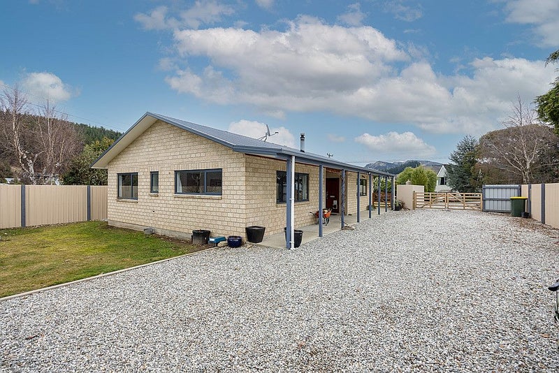 49 Hopkins Street, Luggate, Wānaka - Carousel 2