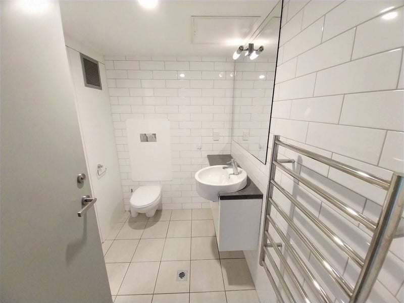 20/370 Oriental Parade, Oriental Bay, Wellington - Carousel 13