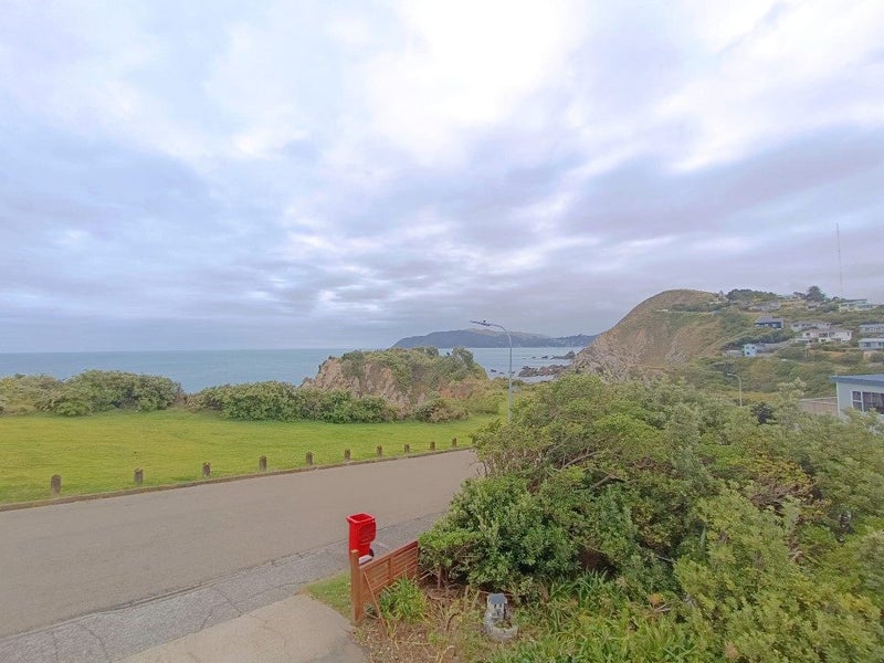 17 Terrace Road, Titahi Bay, Porirua - Carousel 14