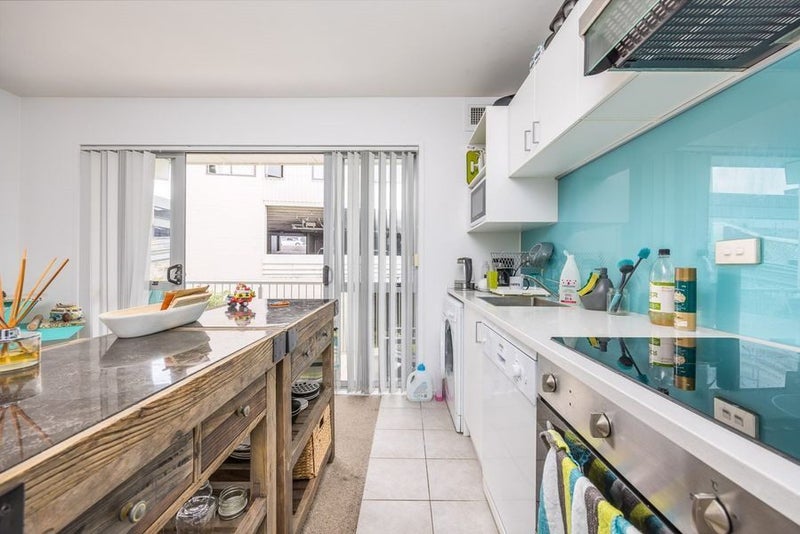 312/10 Flower Street, Eden Terrace, Auckland - Carousel 1