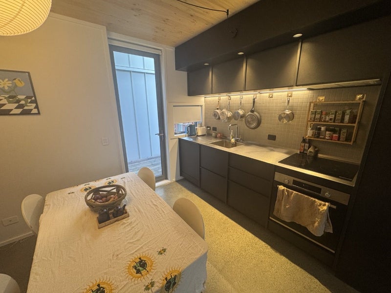 31/257D Willis Street, Te Aro, Wellington - Carousel 2