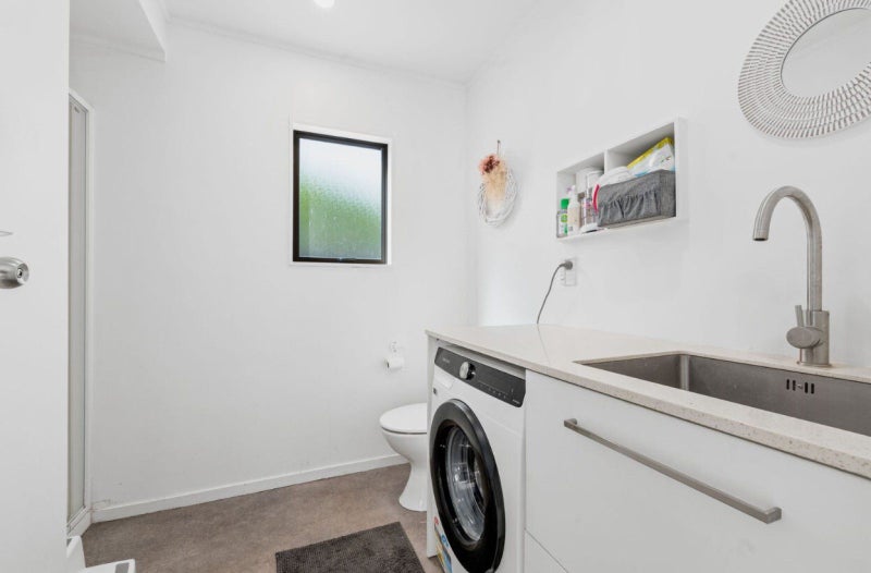 825F Heaphy Terrace, Claudelands, Hamilton - Carousel 9