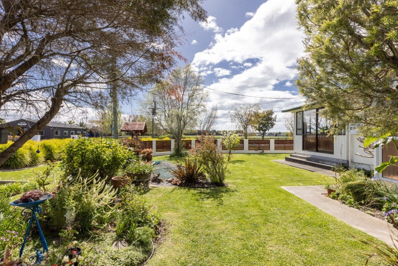 60 Jervois Road, Jervoistown, Napier - Carousel 1