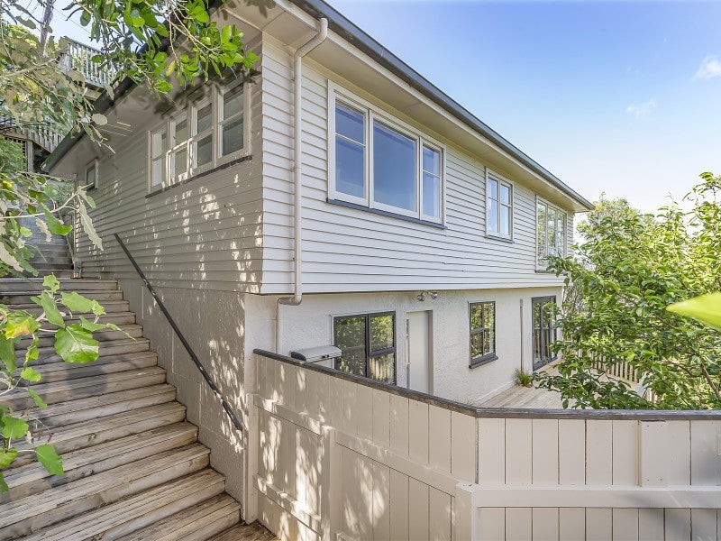 23 Upoko Road, Hataitai, Wellington - Carousel 2