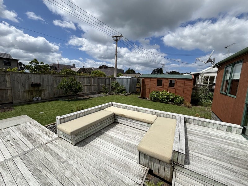 19 Laurence Street, Manly, Whangaparaoa - Carousel 2