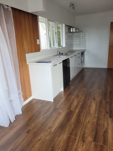 69 Whytehead Crescent, St Heliers, Auckland - Carousel 2