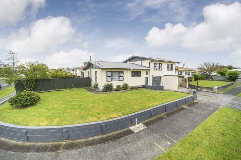 1 Cohen Place, Milson, Palmerston North - Carousel 1