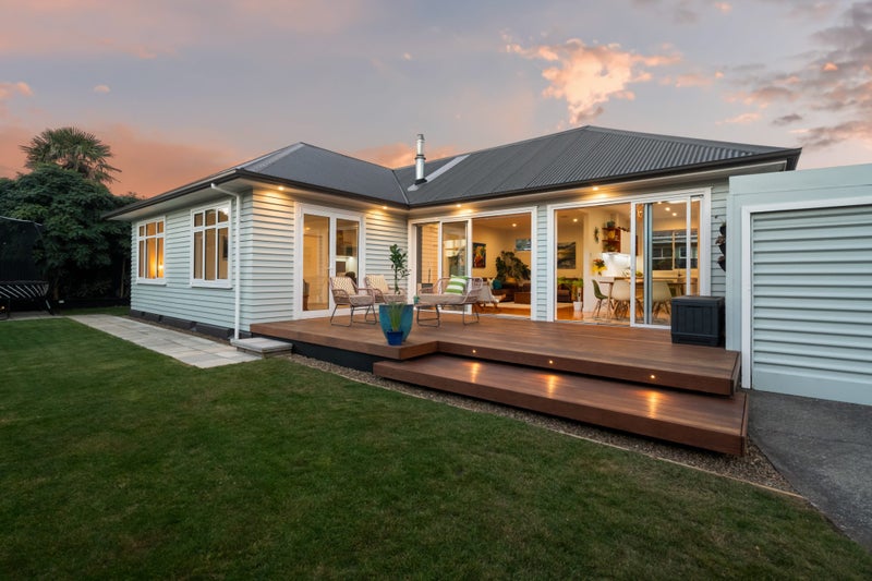 33 Dryden Street, Sumner, Christchurch - Carousel 1