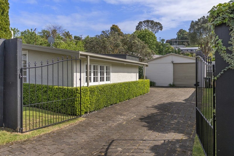 211B Darraghs Road, Brookfield, Tauranga - Carousel 2