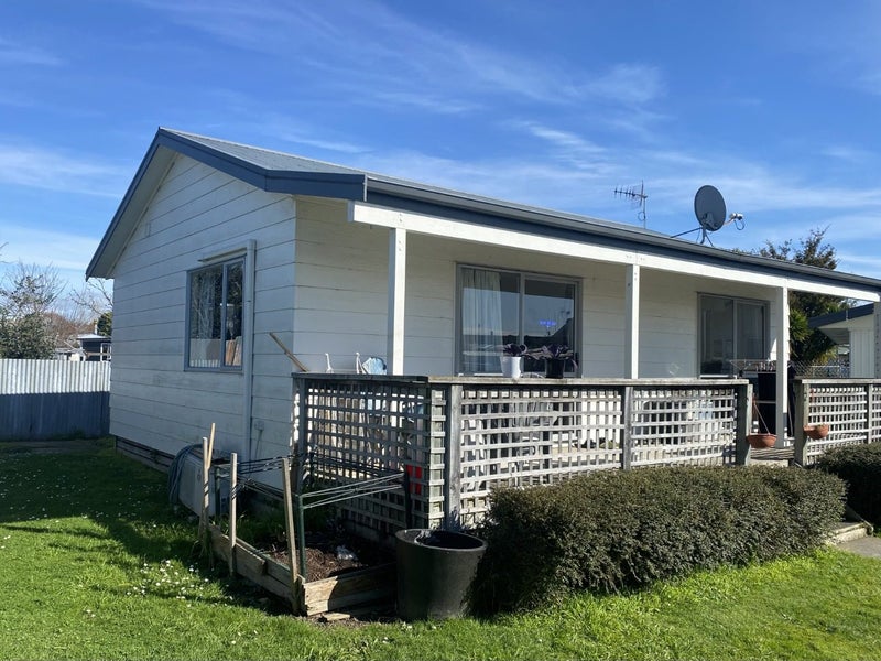 8 Rimu Place, Taradale, Napier - Carousel 2