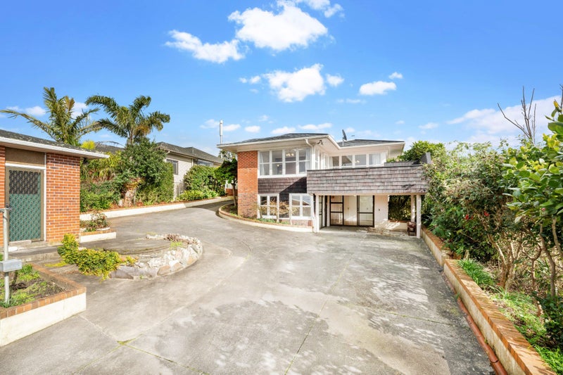 4301 Great North Road, Glendene, Auckland - Carousel 1
