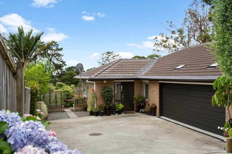 21A Holt Avenue, Torbay, Auckland - Carousel 2