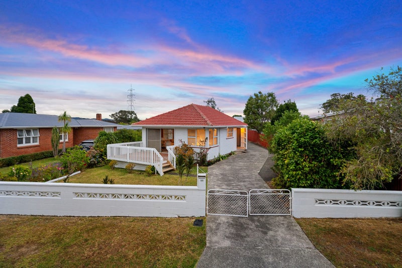 11 Kenley Place, Avondale, Auckland - Carousel 1
