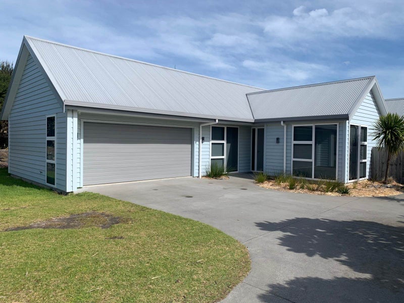1 Paulene Anne Place, Mangawhai Heads, Mangawhai - Carousel 1