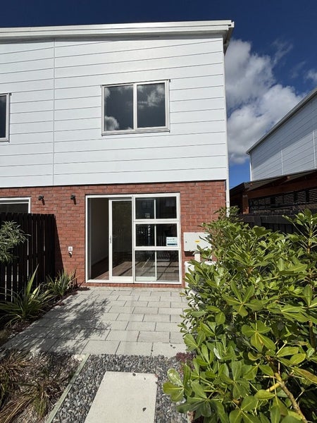 337 Glengarry Road, Glen Eden, Auckland - Carousel 2