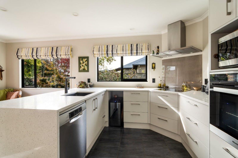 47 Otia Drive, Richmond - Carousel 2