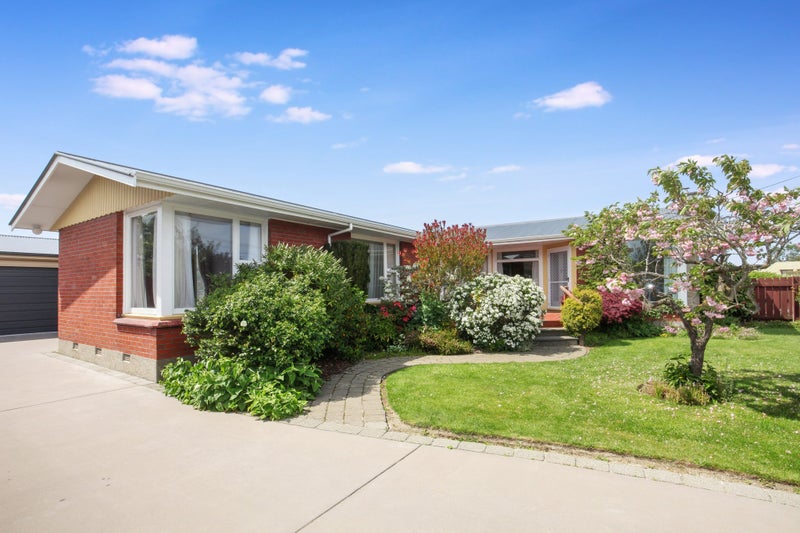 25 Erin Crescent, Mairehau, Christchurch - Carousel 1
