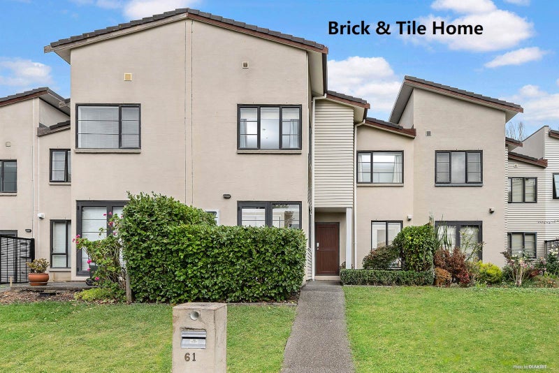 61 Kelvin Hart Drive, East Tamaki, Auckland - Carousel 1