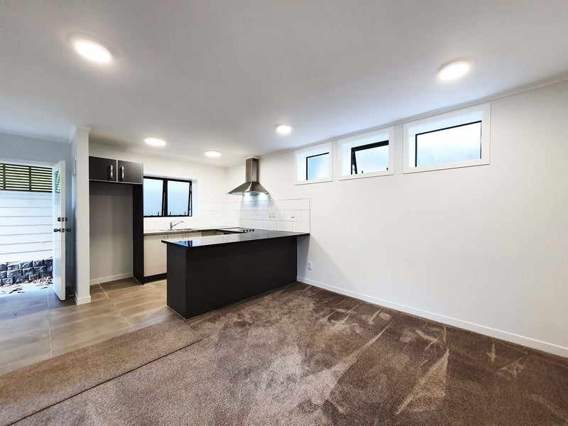 12 Queenstown Road, Hillsborough, Auckland - Carousel 1