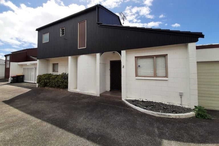 2/57 Killarney Street, Takapuna, Auckland - Carousel 1