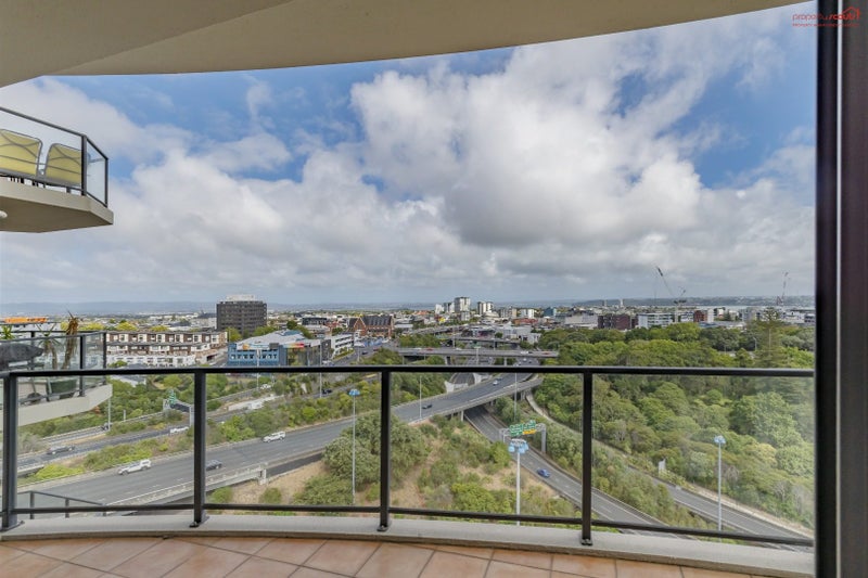 803/135 Grafton Road, Grafton, Auckland - Carousel 2