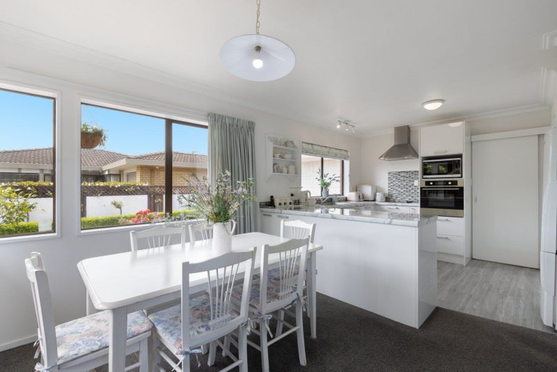 9 Edith Way, Matua, Tauranga - Carousel 1