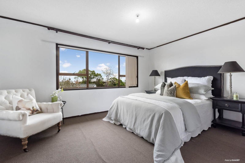 61B Highland Park Drive, Highland Park, Auckland - Carousel 2