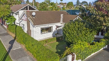 28 Henley Road, Mount Eden, Auckland - Carousel 1