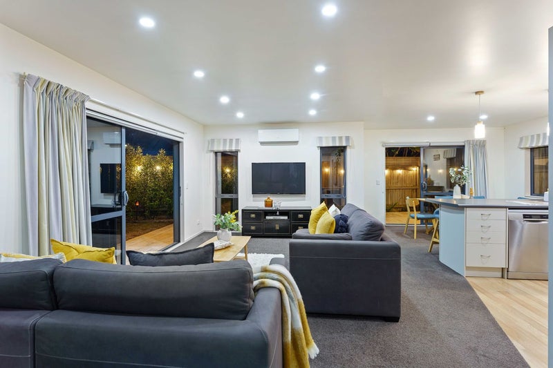 193B Tutere Street, Waikanae Beach, Waikanae - Carousel 2