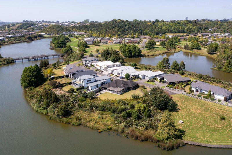 42 Double Bay Road, Pyes Pa, Tauranga - Carousel 33