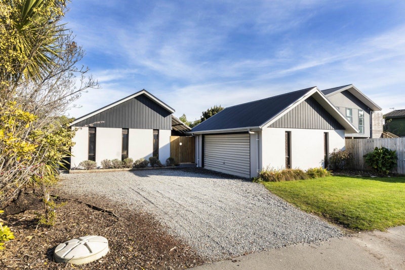 176 Rocking Horse Road, Southshore, Christchurch - Carousel 1