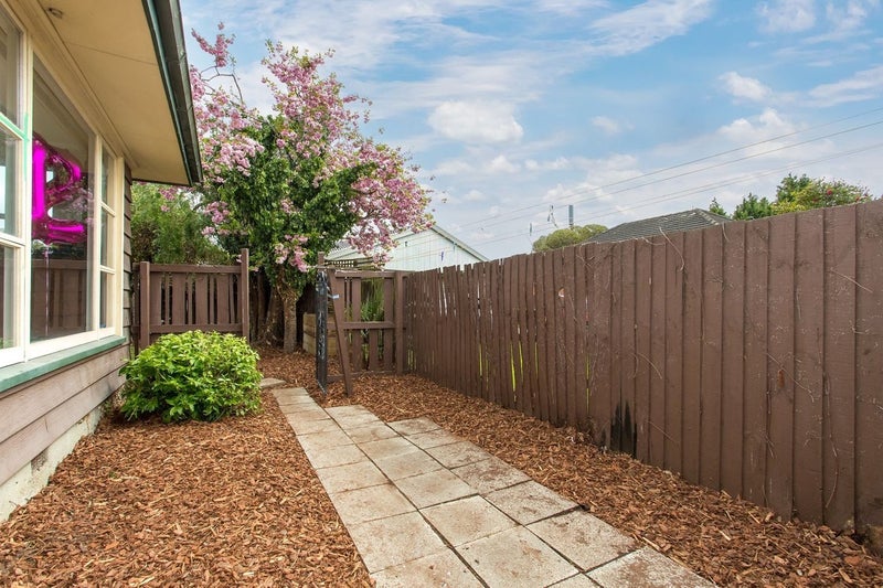 1/178 Waimairi Road, Ilam, Christchurch - Carousel 14