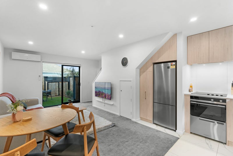 3/5 Shearer Avenue, Papanui, Christchurch - Carousel 1