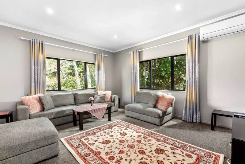 1 Uruhau Close, Torbay, Auckland - Carousel 2