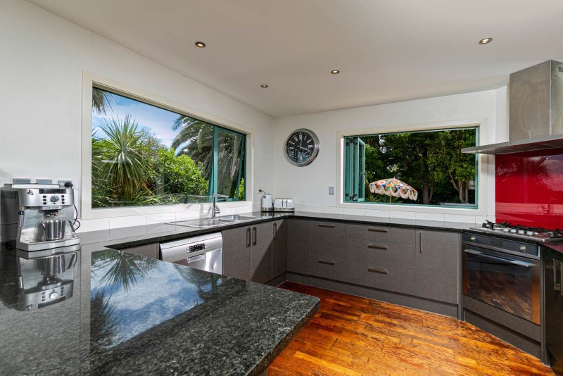 35A Tindalls Bay Road, Tindalls Beach, Whangaparaoa - Carousel 2