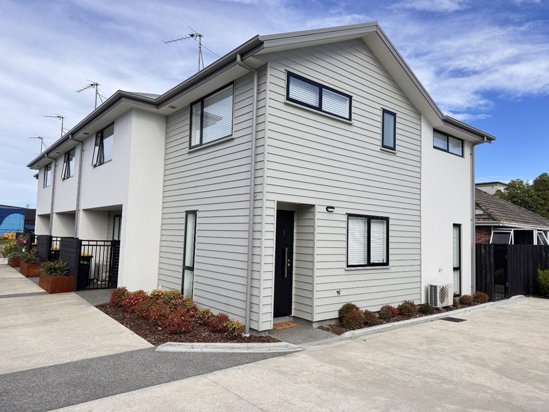 4/84 Blenheim Road, Riccarton, Christchurch - Carousel 1