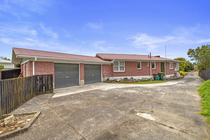 5 Yorkshire Road, Silverdale, Hamilton - Carousel 2