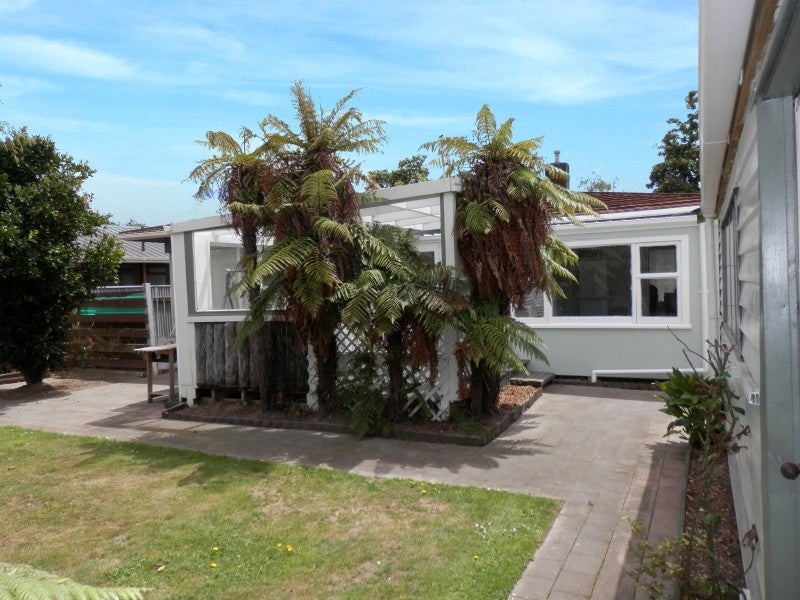 38 Raglan Avenue, Cloverlea, Palmerston North - Carousel 2