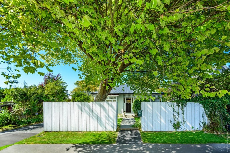 34 Corson Avenue, Beckenham, Christchurch - Carousel 21