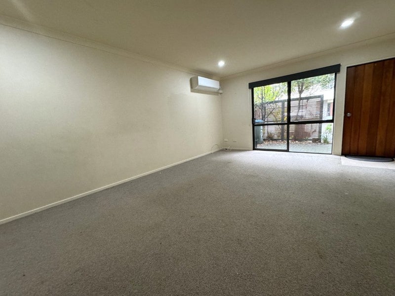 75R Hill Street, Onehunga, Auckland - Carousel 2