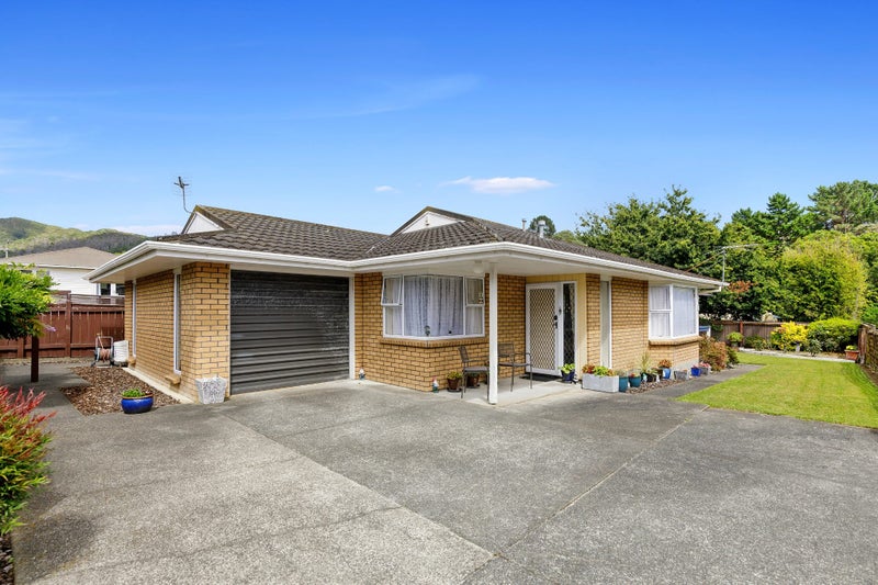 2/350 Stokes Valley RD, Stokes Valley, Lower Hutt - Carousel 1