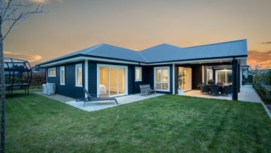 50 Jarrett Terrace, Leamington, Cambridge - Carousel 1