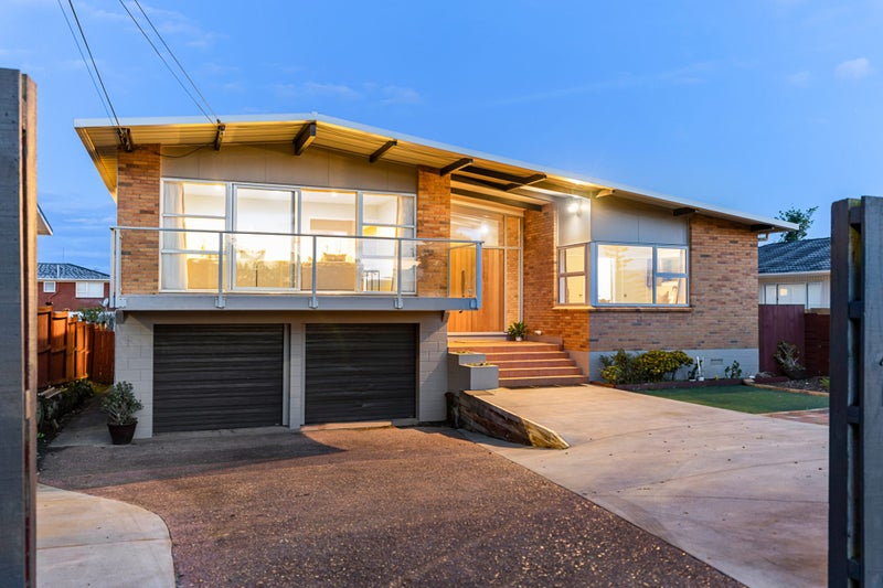 239 Forrest Hill Road, Forrest Hill, Auckland - Carousel 1