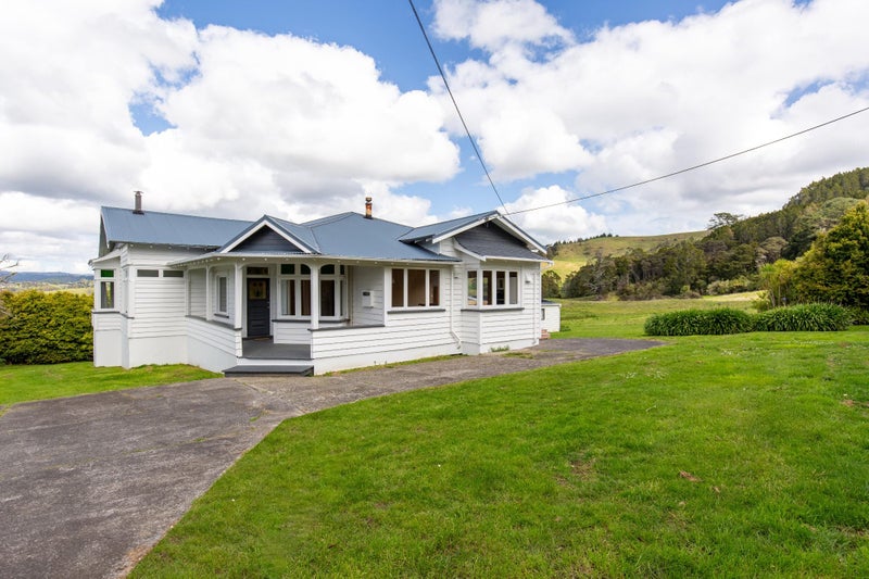 218 Annandale Road, Kumeu, Kumeū - Carousel 1