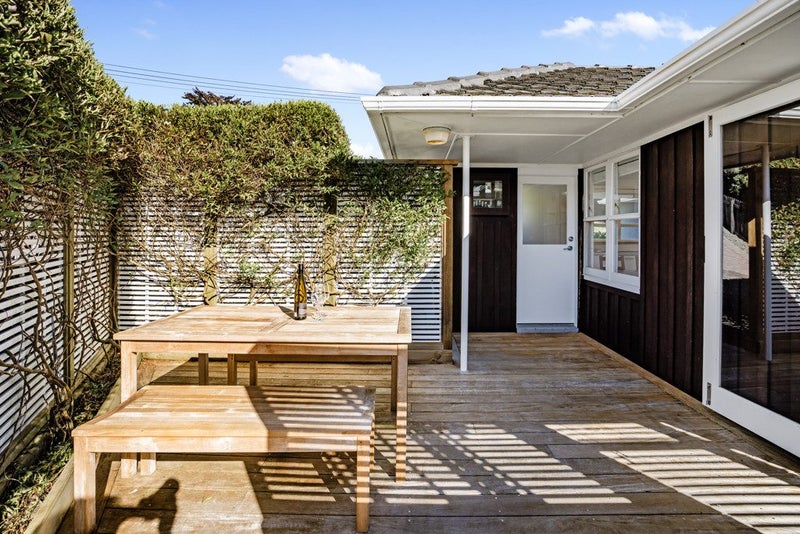 70 Temple Street, Meadowbank, Auckland - Carousel 1